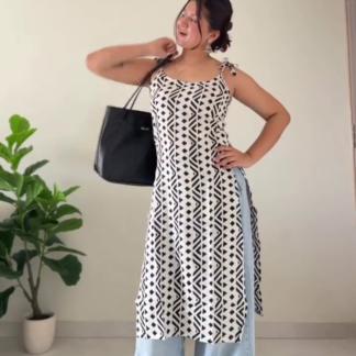 Women's Printed Cotton A-Line Kurti, Square Neck