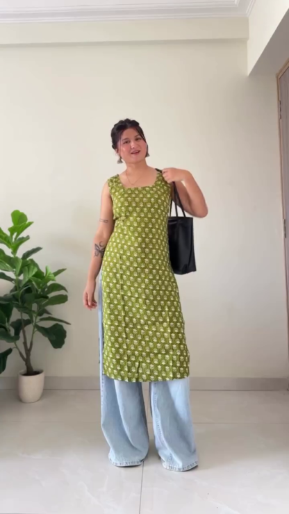 Women's Printed Cotton A-Line Kurti, Square Neck