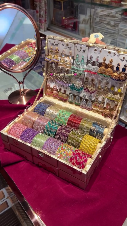 Bridal jewelry storage box additional view