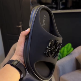 Men’s matte black comfort slides