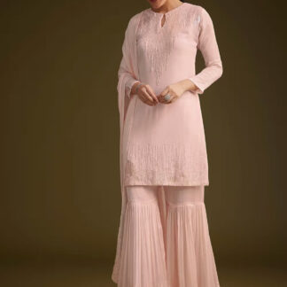 Festive Serenity Ivory Kurta Set with Gold Thread Motifs