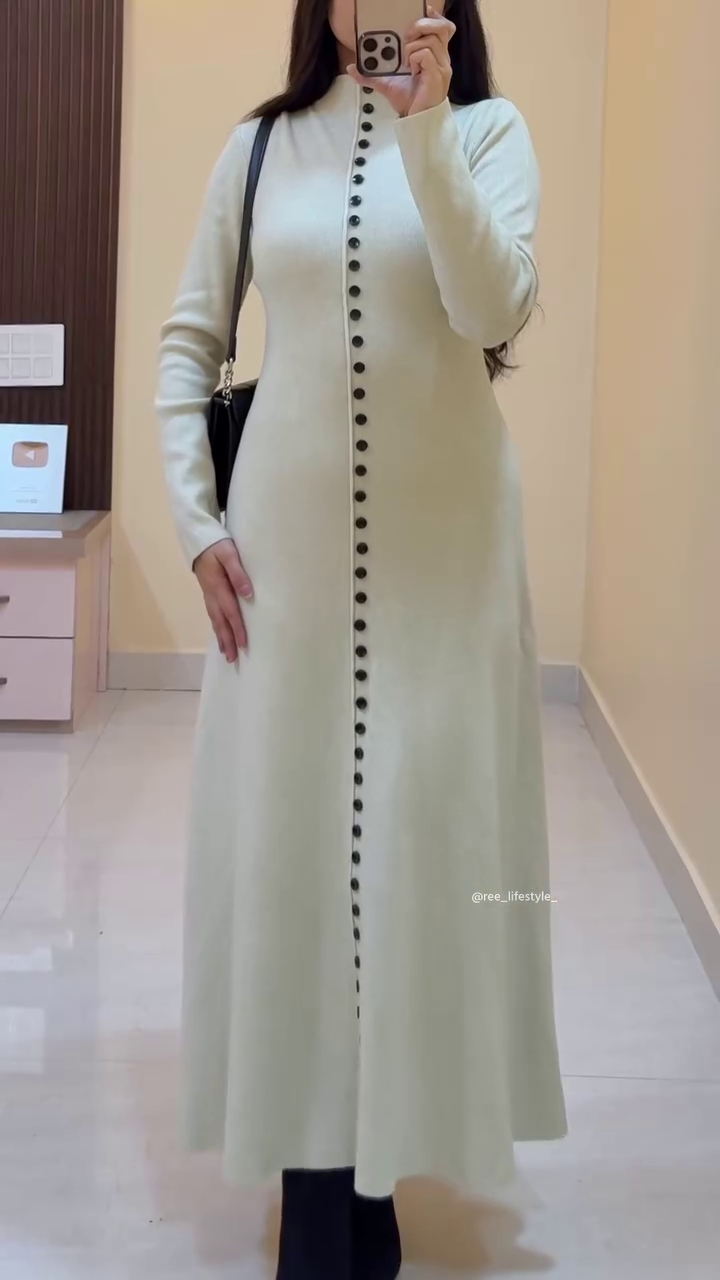 Button-Down Knit Maxi Dress with High Neck - Image 3