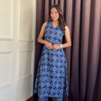 Ethnic Motif Printed Kurta with Matching Trousers