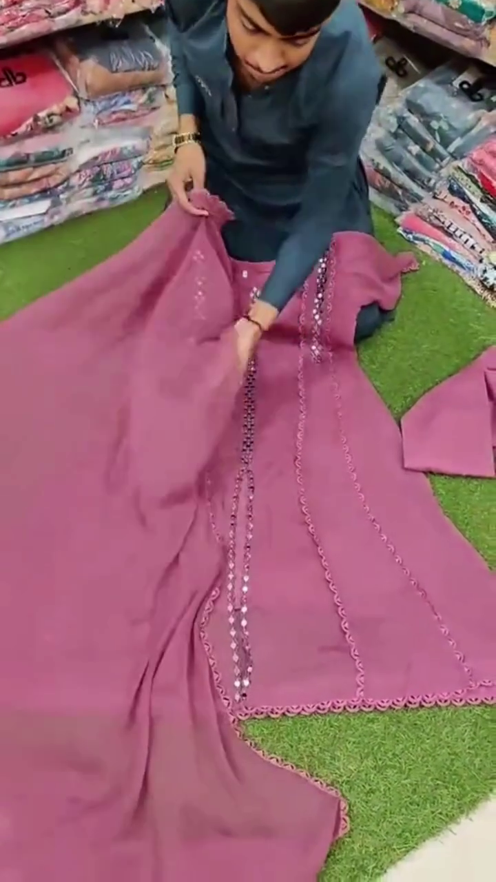 Blush Embroidered Kurti Set with Bottom and Dupatta - Image 4