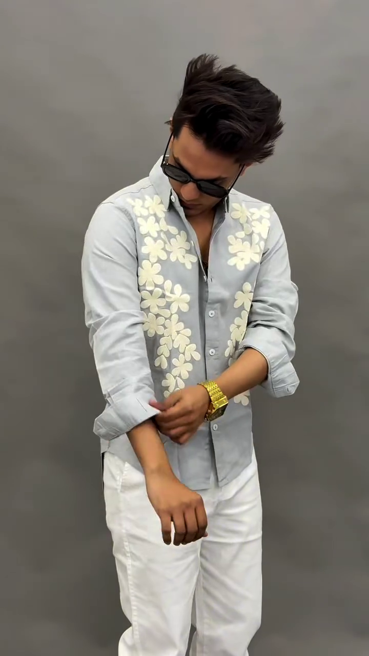 Men's Maroon Button-Down Shirt, Tailored Fit - Image 5